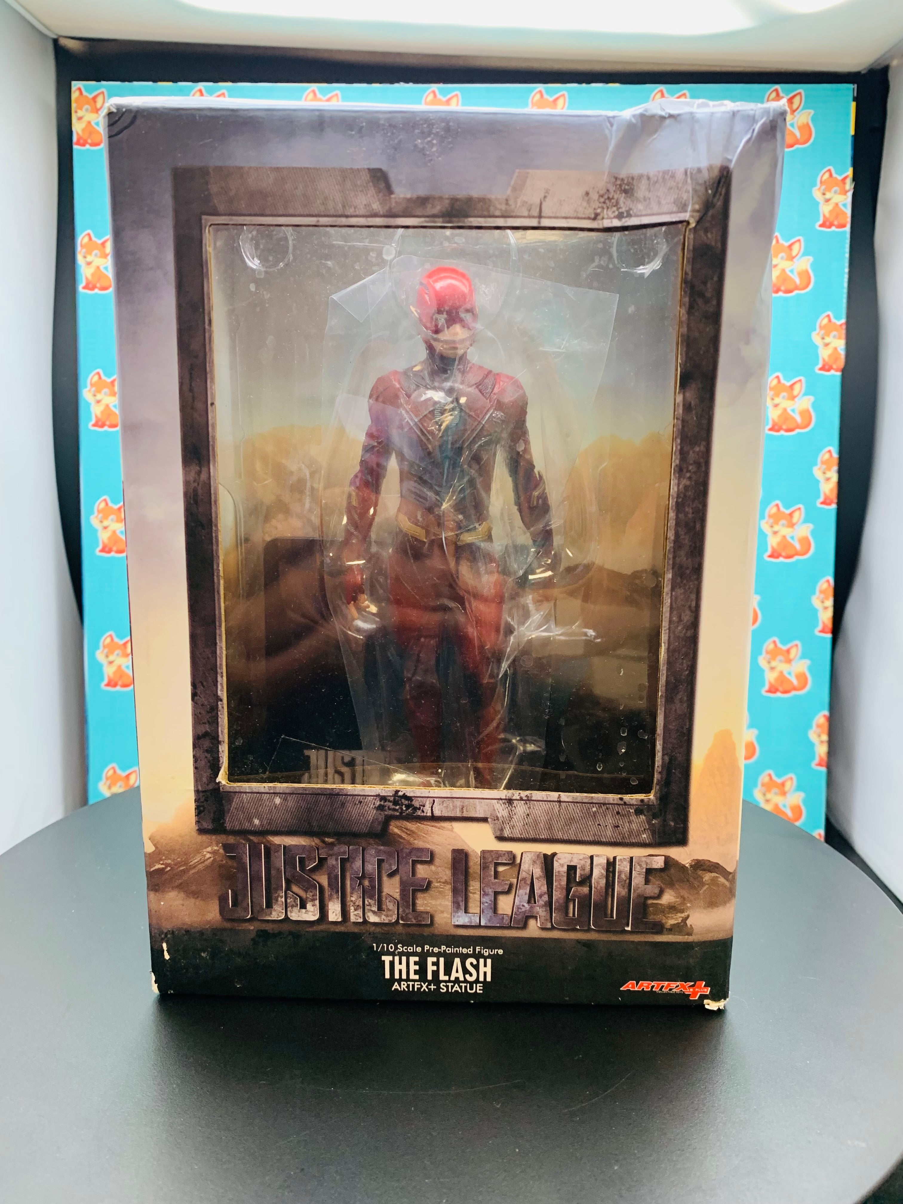 Justice League The Flash ARTFX+ 1/10 Scale Statue